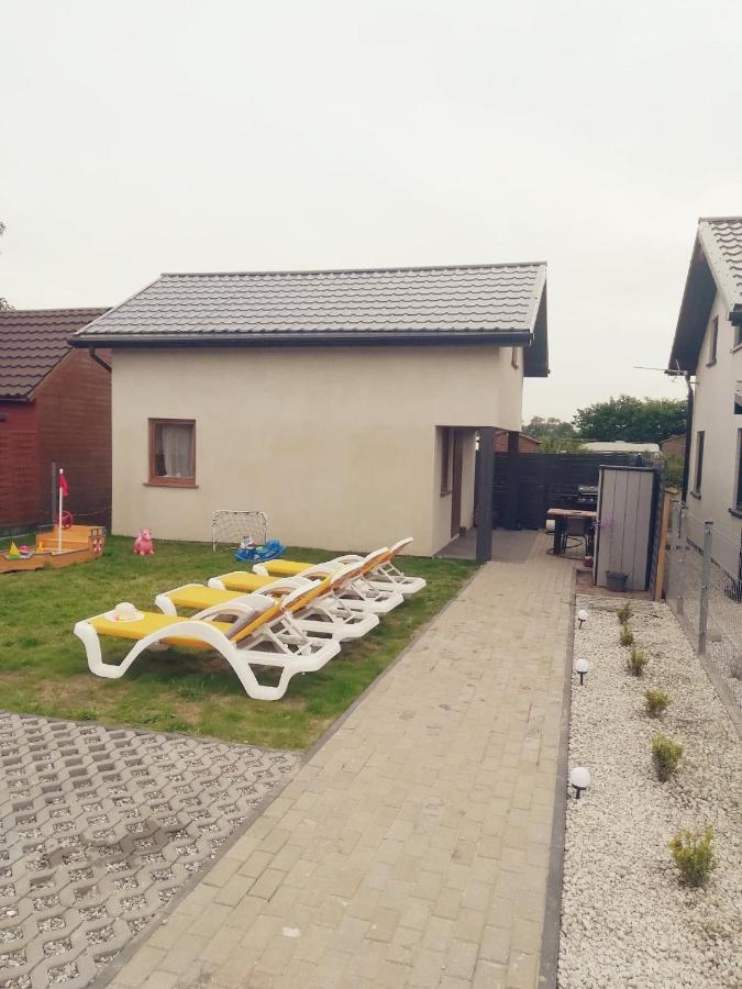 Wakacyjne Domki Ustronie Morskie Exterior foto